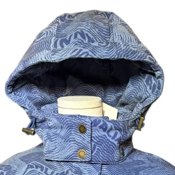 Ahluwalia x
Ganni NWT Printed
Denim Funnel Neck
Puffer Jacket in Sz XS - Picture 6 of 12